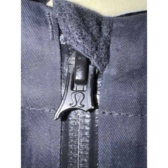 Lululemon Black hooded trench coat, size 6. - Picture 4 of 13